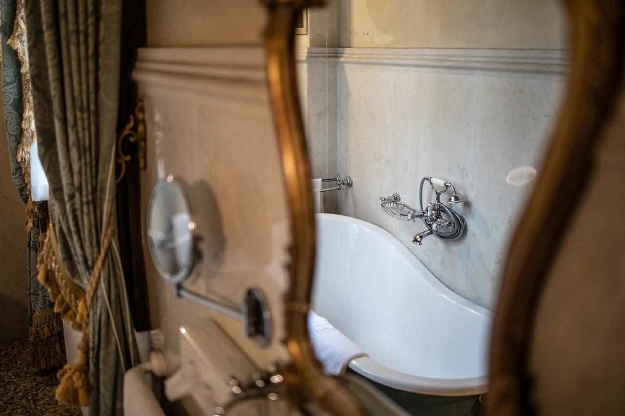 Relais Castello ベヴィラックア エクステリア 写真