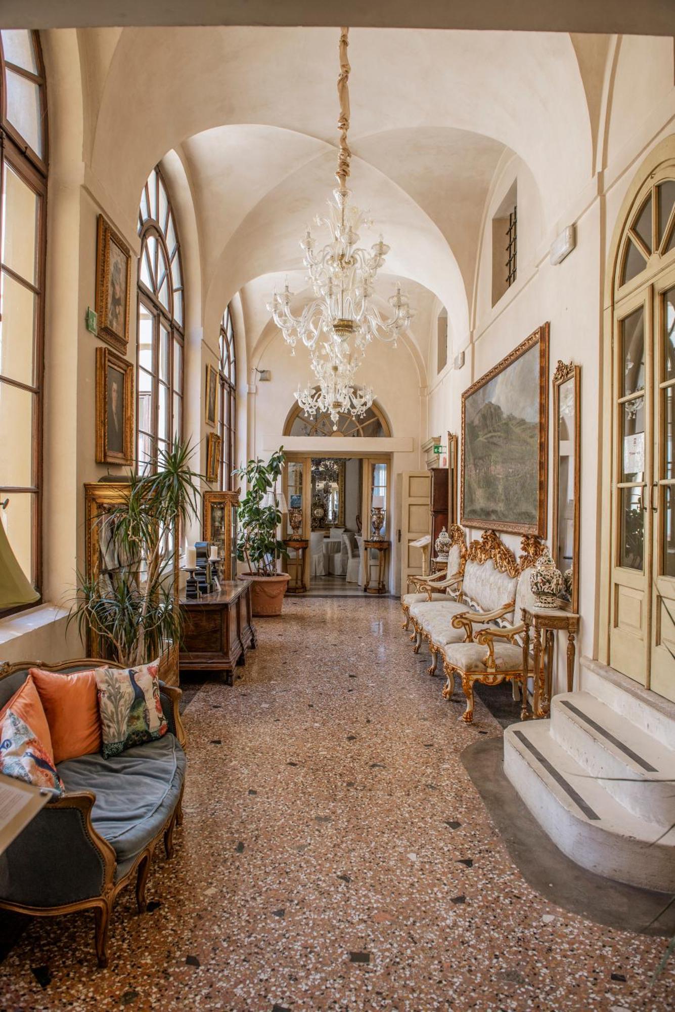 Relais Castello ベヴィラックア エクステリア 写真