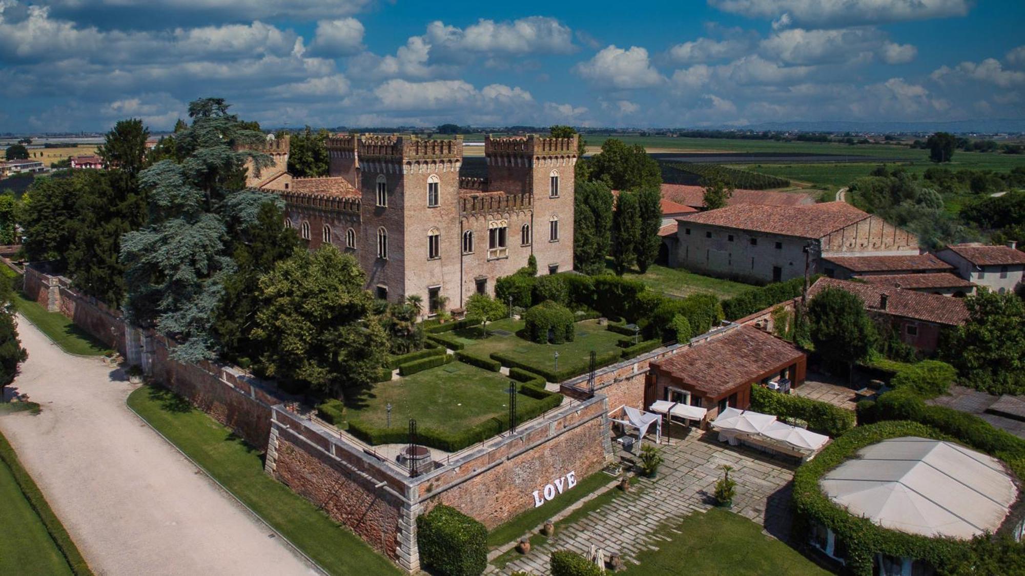 Relais Castello ベヴィラックア エクステリア 写真